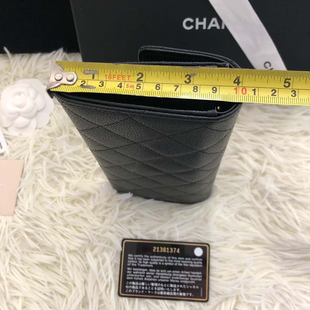 Chanel Wallet - Picture 11 of 13